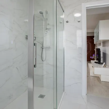 Veigas De Iria - Turistico Vut アパート *